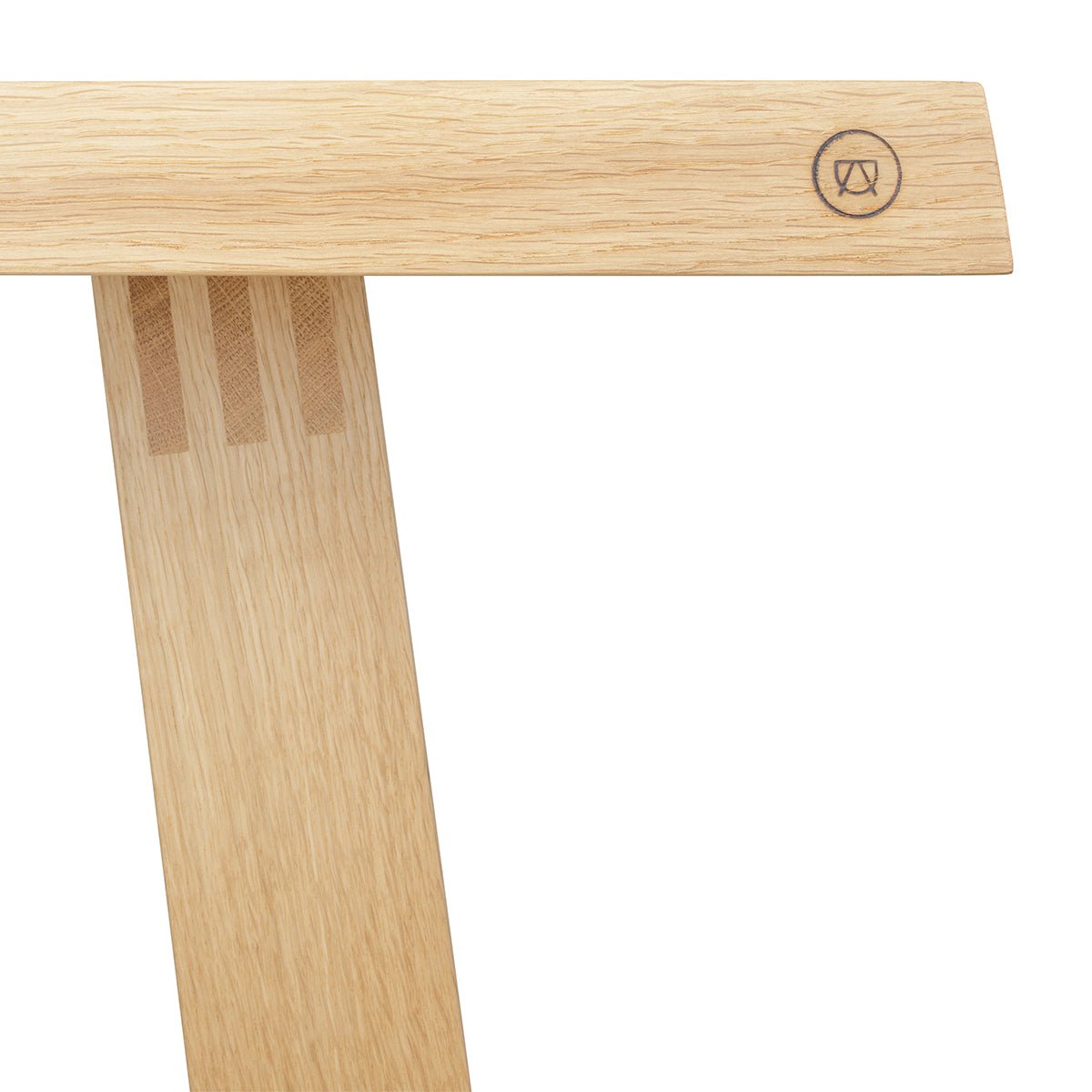 Handwerkliche Holzmanufaktur – Perfektion Anton in Doll Leinenöl-Finish – FRITZ Tisch